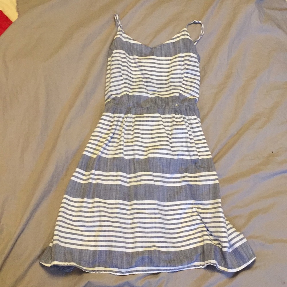 Beautiful spring dress!